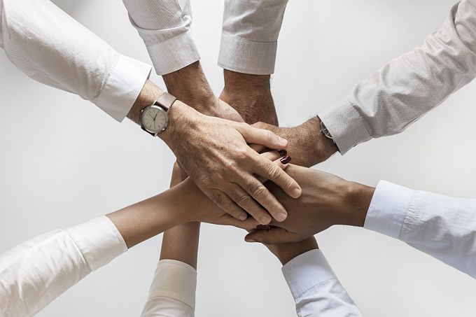 ¿Qué puede hacer un líder para generar confianza en su equipo?